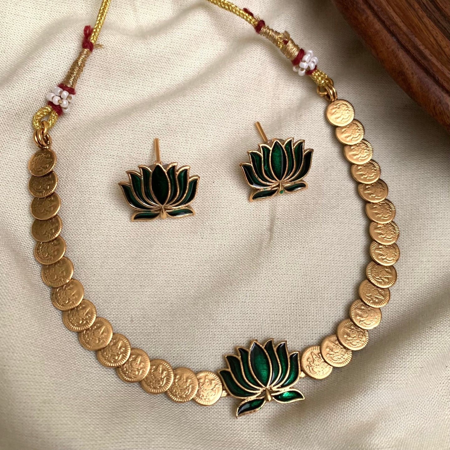 LAXMI KASU LOTUS NECKLACE SET (product code-021)