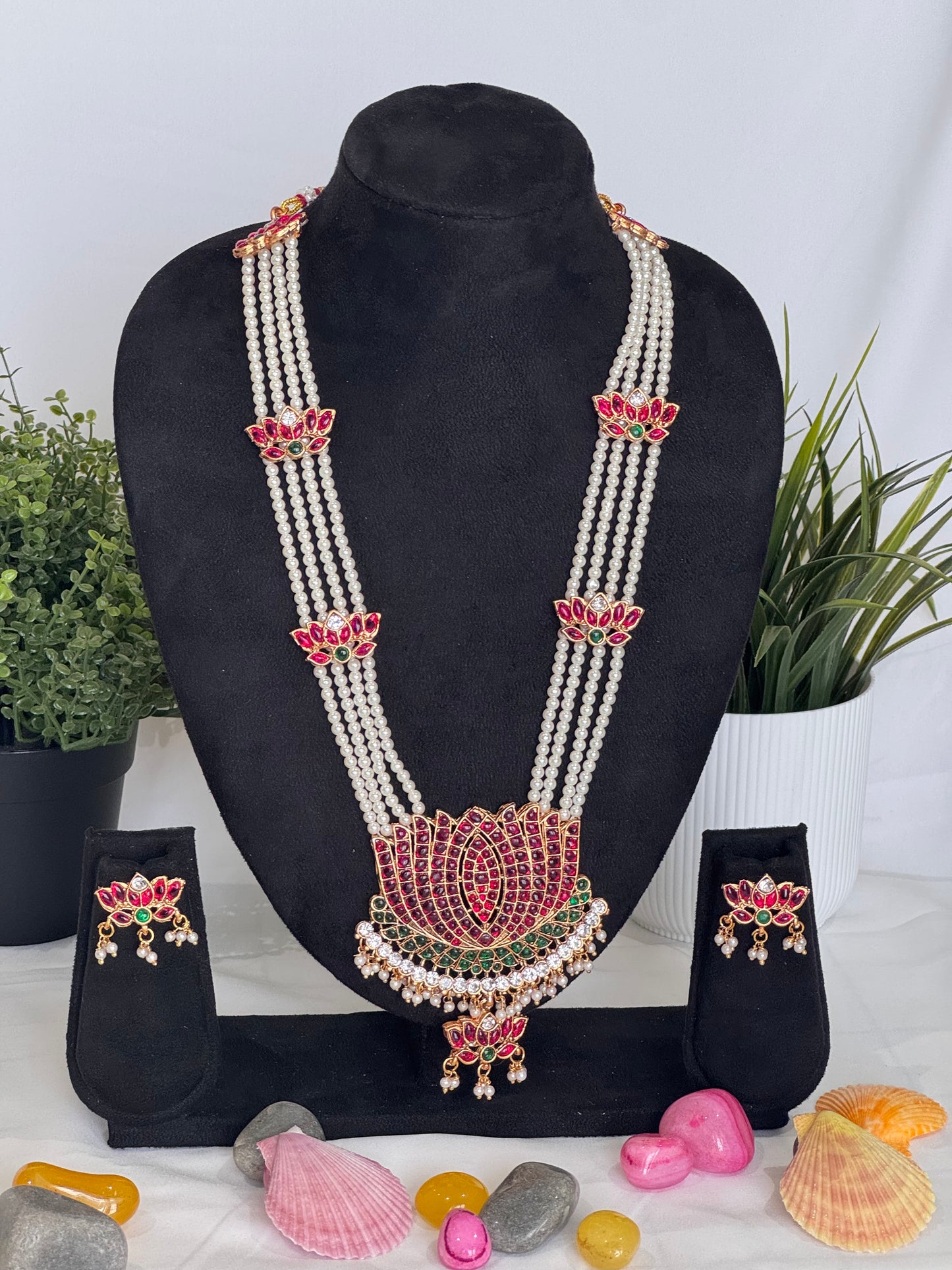 LOTUS PEARL LONG HARA (product code-036)