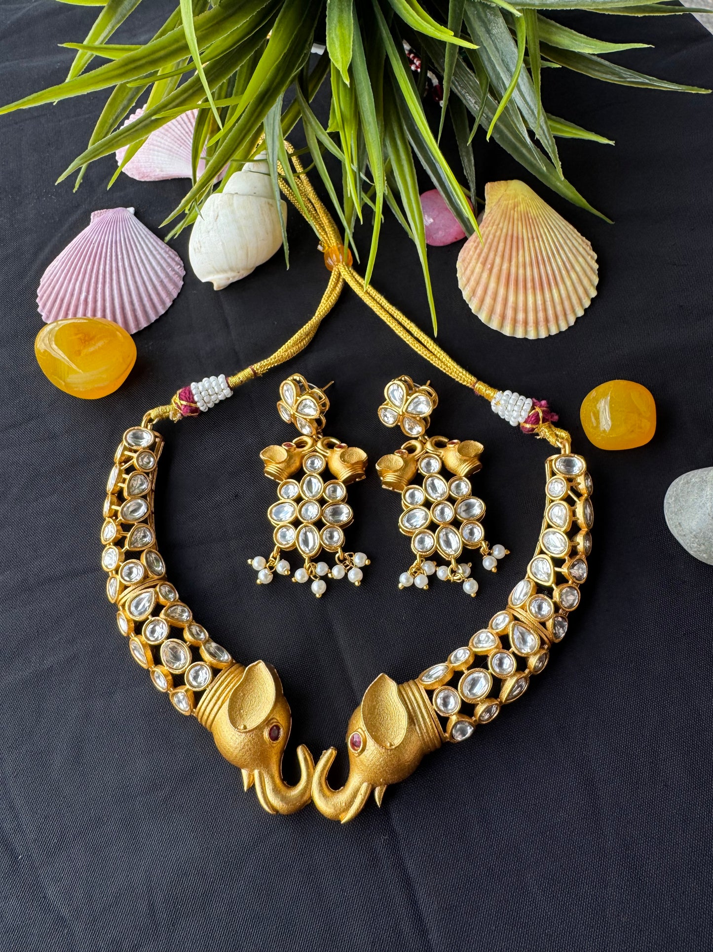 ELEPHANT KUNDAN NECKLACE SET (product code 005)