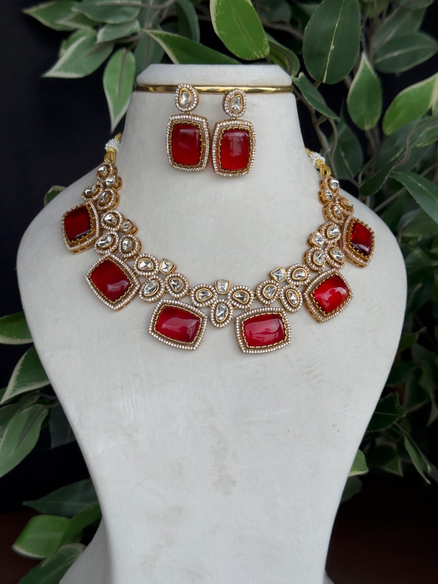 RED KUNDAN NECKLACE SET (product code 004)