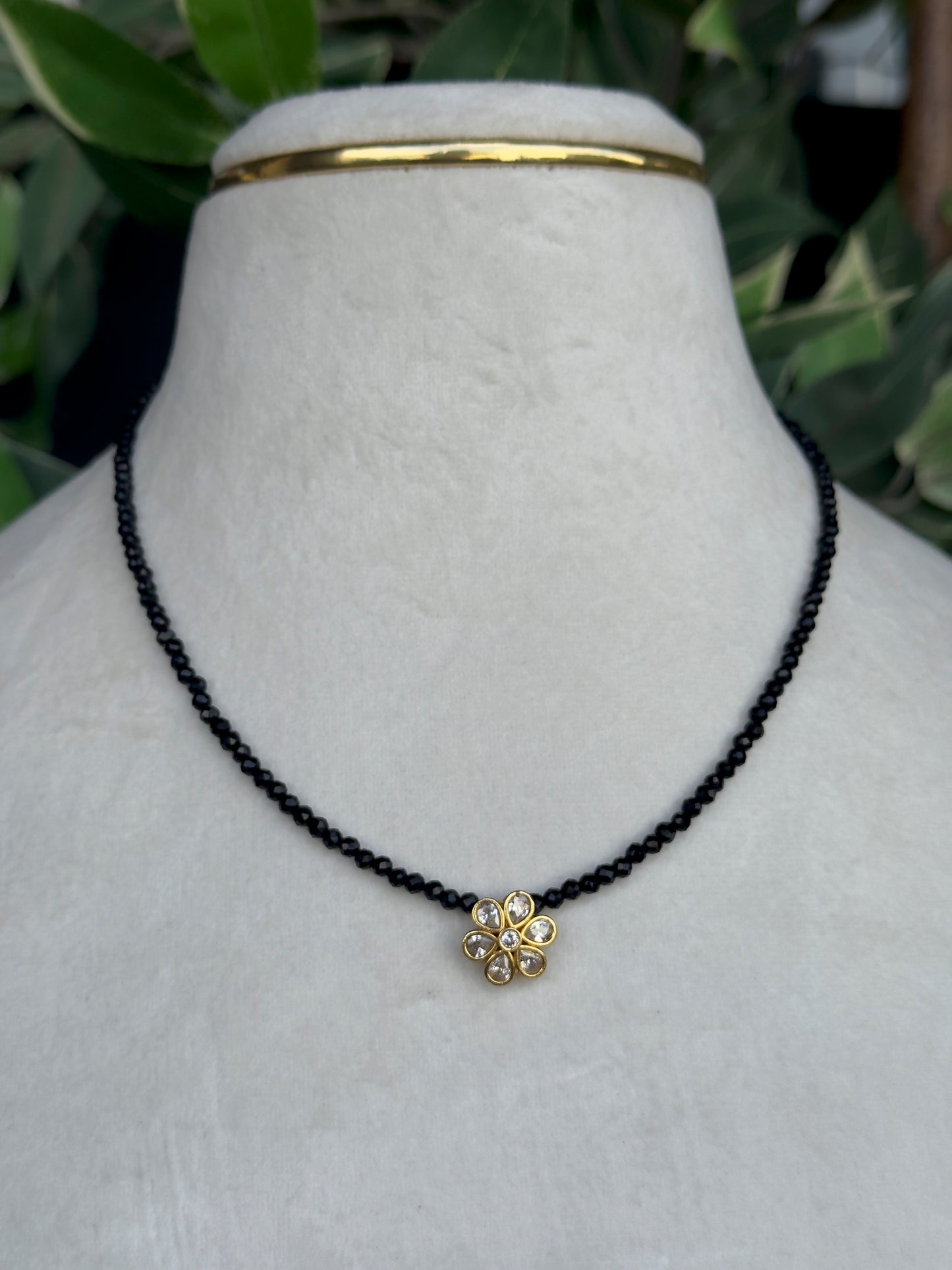 KARIMANI PENDENT CHAIN (product code-006)