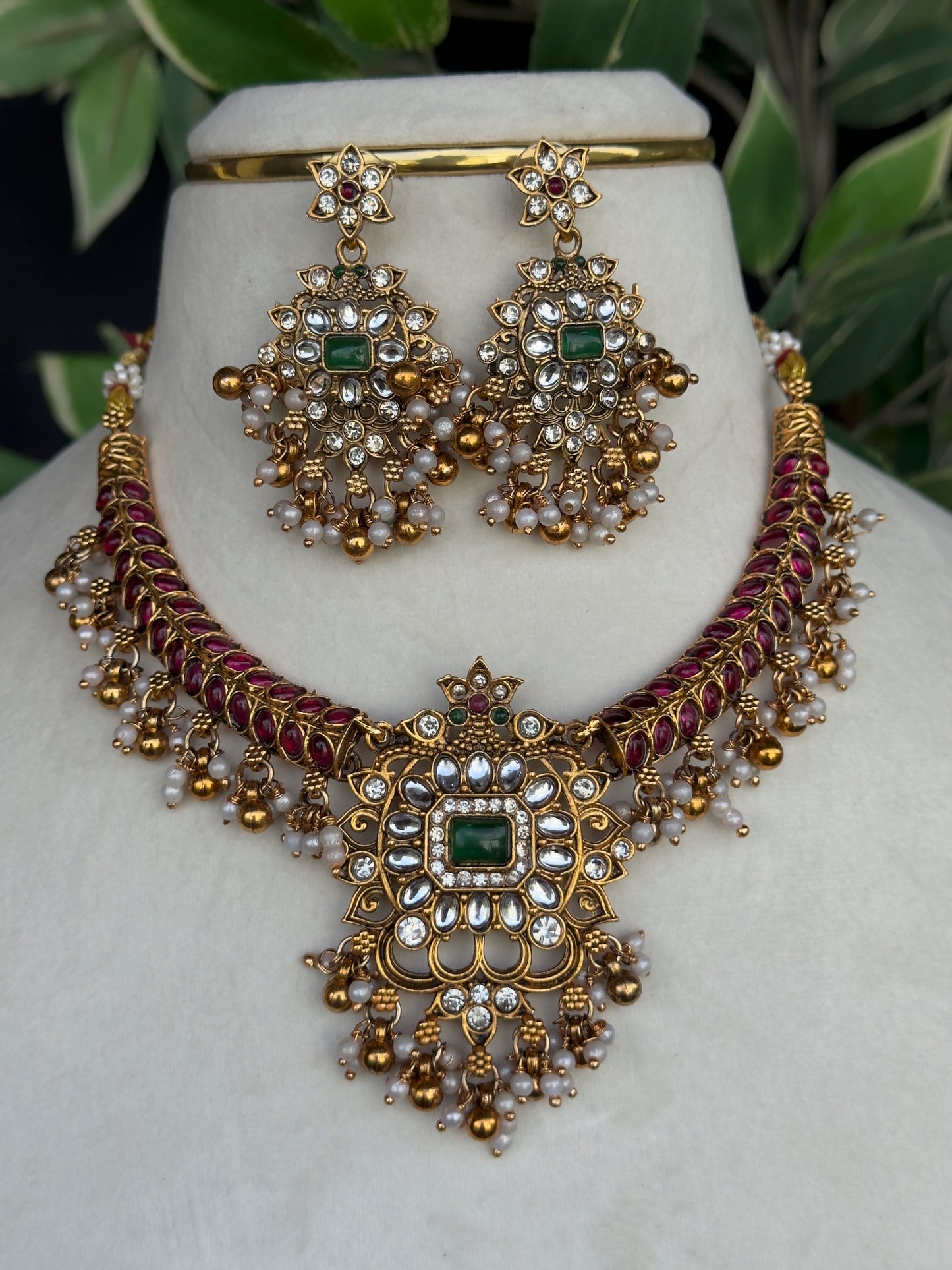 RED TRADITIONAL KANTI NECKLACE SET (product code 002)